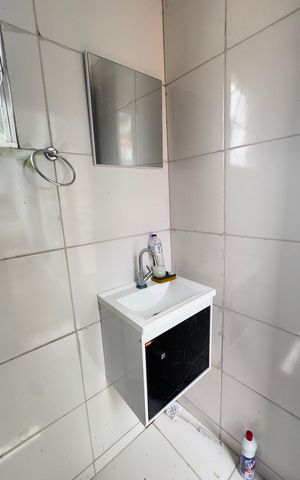 Casa para alugar com 800m², 8 quartos e 10 vagasBanheiro 3