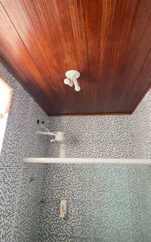 Casa para alugar com 800m², 8 quartos e 10 vagasBanheiro 5