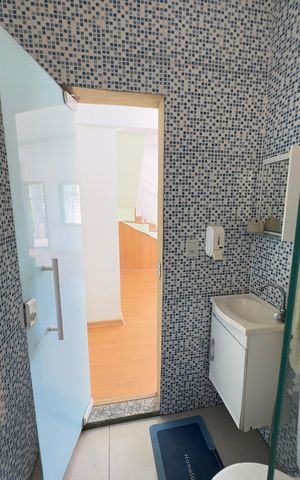 Casa para alugar com 800m², 8 quartos e 10 vagasBanheiro 4