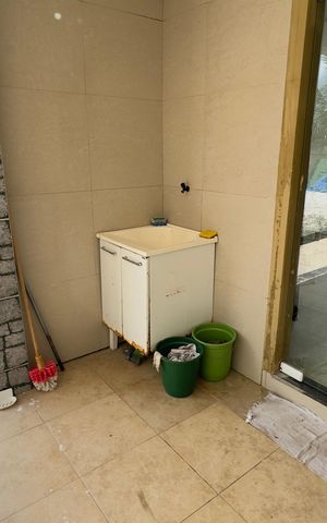 Casa para alugar com 800m², 8 quartos e 10 vagasÁrea de Serviço