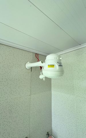 Casa para alugar com 800m², 8 quartos e 10 vagasBanheiro 1