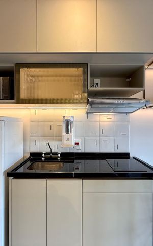 Studio para alugar com 22m², 0 quarto e sem vaga Studio para alugar com 22m², 0 quarto e sem vagaCozinha