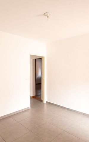 Casa à venda com 170m², 3 quartos e 3 vagas Casa à venda com 170m², 3 quartos e 3 vagasSala de estar