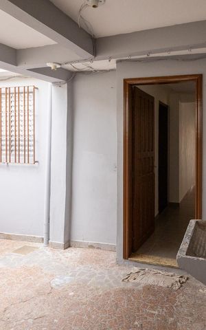 Casa à venda com 170m², 3 quartos e 3 vagas Casa à venda com 170m², 3 quartos e 3 vagasÁrea de Serviço