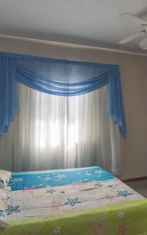 Casa à venda com 212m², 4 quartos e 3 vagas Casa à venda com 212m², 4 quartos e 3 vagasQuarto 2