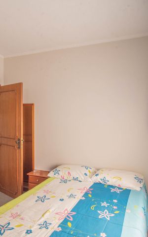 Casa à venda com 212m², 4 quartos e 3 vagas Casa à venda com 212m², 4 quartos e 3 vagasQuarto 2