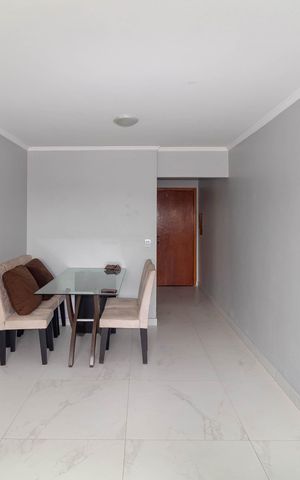 Apartamento à venda com 83m², 3 quartos e 1 vaga Apartamento à venda com 83m², 3 quartos e 1 vagaSala