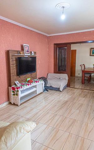 Casa à venda com 360m², 4 quartos e 4 vagas Casa à venda com 360m², 4 quartos e 4 vagassala