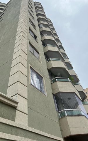 Apartamento à venda com 50m², 2 quartos e 1 vaga Apartamento à venda com 50m², 2 quartos e 1 vagaFachada