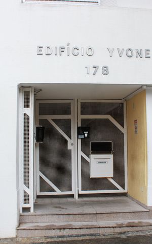 Apartamento para alugar com 111m², 3 quartos e 1 vagaFachada