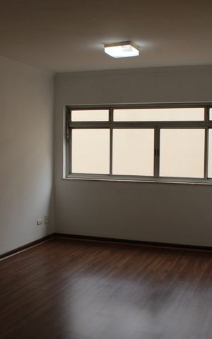 Apartamento para alugar com 111m², 3 quartos e 1 vagaSala