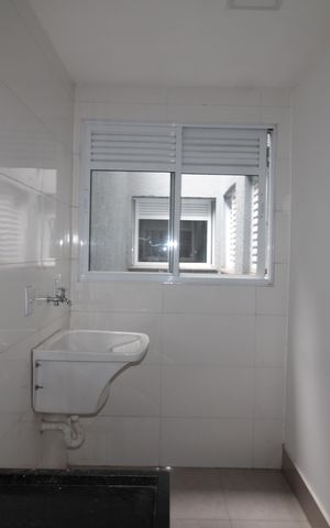 Apartamento à venda com 37m², 2 quartos e sem vagaSala / Cozinha