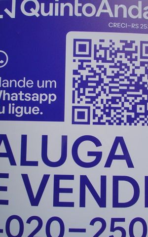 Casa à venda com 420m², 3 quartos e 2 vagasPlaca na Fachada