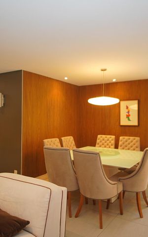 Casa à venda com 420m², 3 quartos e 2 vagasSala 1