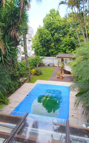 Casa à venda com 420m², 3 quartos e 2 vagasVaranda - Vista