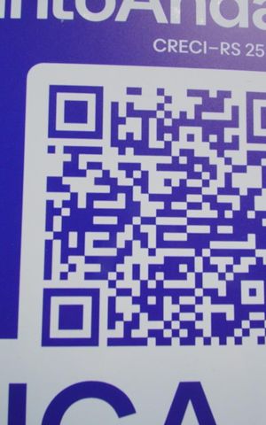 Casa à venda com 420m², 3 quartos e 2 vagasQR Code
