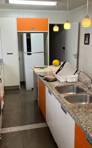 Apartamento à venda com 200m², 3 quartos e 3 vagas