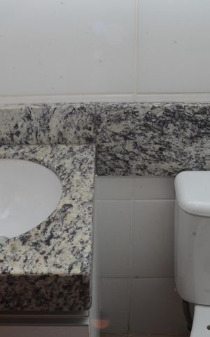 Apartamento à venda com 49m², 2 quartos e 1 vagaBanheiro 1