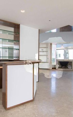 Casa à venda com 780m², 4 quartos e 8 vagas