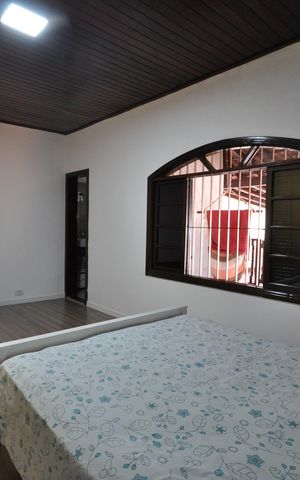 Casa à venda com 559m², 4 quartos e 6 vagasQuarto Suíte