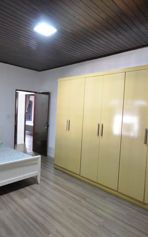 Casa à venda com 559m², 4 quartos e 6 vagasQuarto Suíte