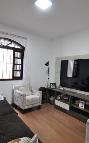 Casa à venda com 559m², 4 quartos e 6 vagasSala