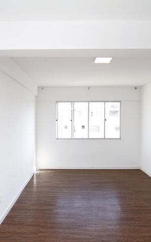 Apartamento para alugar com 104m², 2 quartos e 2 vagasSala
