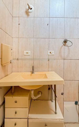 Casa à venda com 108m², 2 quartos e 1 vagaBanheiro - Piso Superior