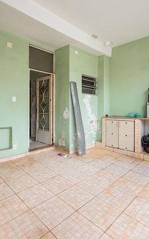 Casa à venda com 108m², 2 quartos e 1 vagaGaragem