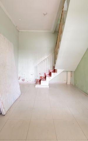 Casa à venda com 108m², 2 quartos e 1 vagaSala