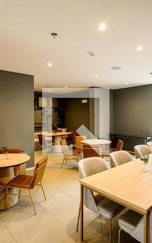 Apartamento à venda com 49m², 2 quartos e 1 vaga Apartamento à venda com 49m², 2 quartos e 1 vagaÁrea Comum