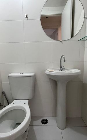 Apartamento à venda com 35m², 2 quartos e sem vaga Apartamento à venda com 35m², 2 quartos e sem vagaBanheiro