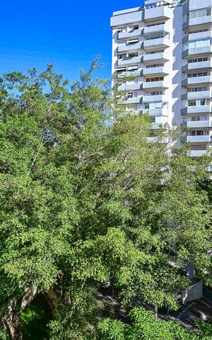 Apartamento para alugar com 120m², 3 quartos e 2 vagasVista