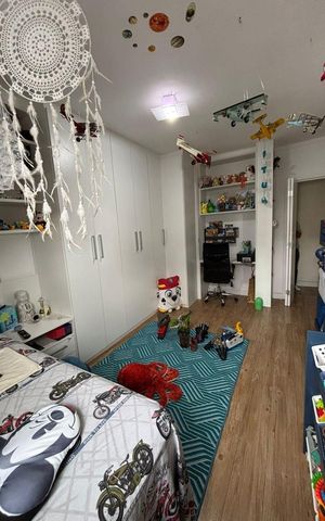 Casa à venda com 183m², 2 quartos e 3 vagas