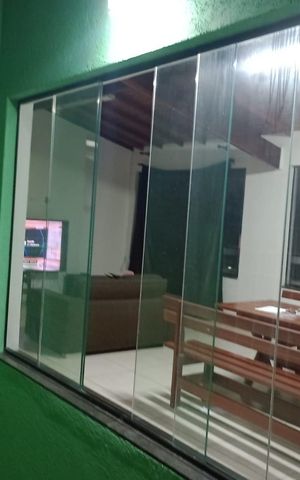 Casa à venda com 271m², 3 quartos e 4 vagas