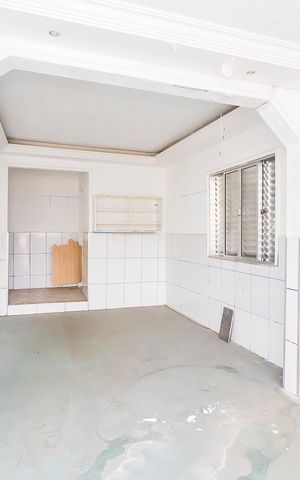 Casa para alugar com 360m², 4 quartos e 2 vagasSala