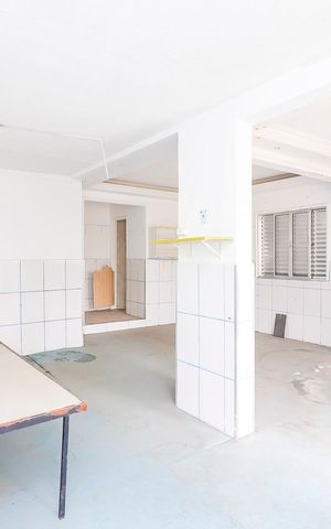 Casa para alugar com 360m², 4 quartos e 2 vagasSala
