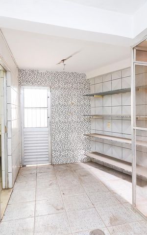 Casa para alugar com 360m², 4 quartos e 2 vagasÁrea de Serviço