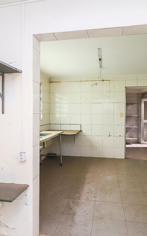 Casa para alugar com 360m², 4 quartos e 2 vagasCozinha