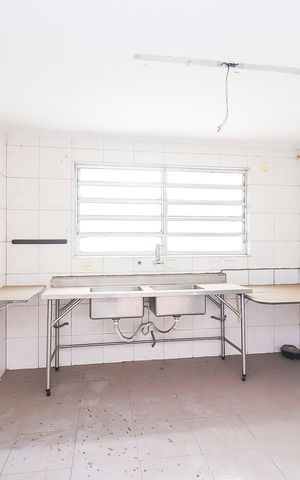 Casa para alugar com 360m², 4 quartos e 2 vagasRefeitório
