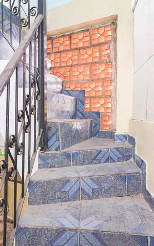 Casa para alugar com 360m², 4 quartos e 2 vagasEscadas
