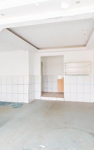 Casa para alugar com 360m², 4 quartos e 2 vagasSala