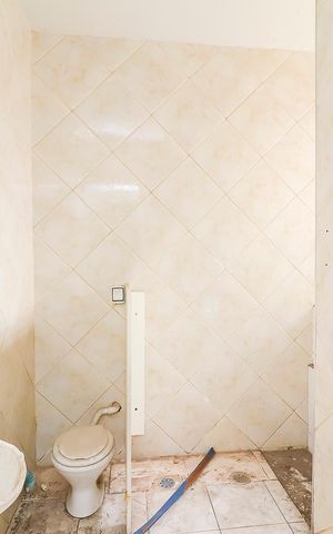 Casa para alugar com 360m², 4 quartos e 2 vagasBanheiro 