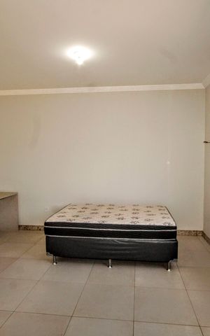 Casa à venda com 390m², 5 quartos e 6 vagasquarto 1