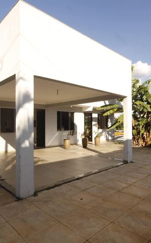 Casa à venda com 390m², 5 quartos e 6 vagasgaragem
