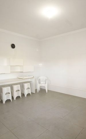 Casa à venda com 390m², 5 quartos e 6 vagascozinha 2