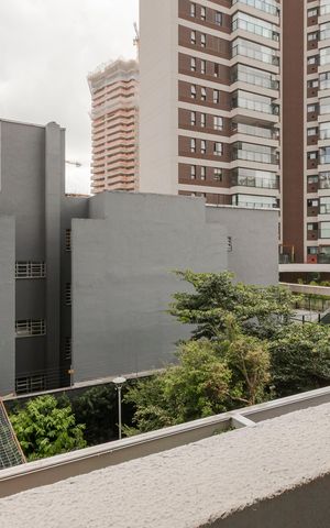 Studio à venda com 28m², 1 quarto e sem vaga Studio à venda com 28m², 1 quarto e sem vagaVaranda