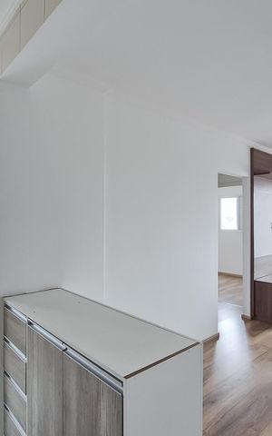 Apartamento à venda com 50m², 2 quartos e 1 vaga Apartamento à venda com 50m², 2 quartos e 1 vagaSala