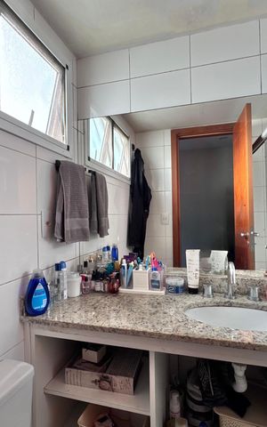 Apartamento à venda com 76m², 3 quartos e 1 vaga Apartamento à venda com 76m², 3 quartos e 1 vagaSuíte - Banheiro
