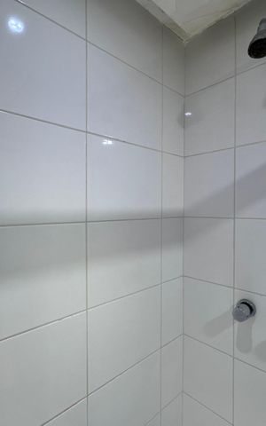 Apartamento à venda com 76m², 3 quartos e 1 vaga Apartamento à venda com 76m², 3 quartos e 1 vagaBanheiro Social